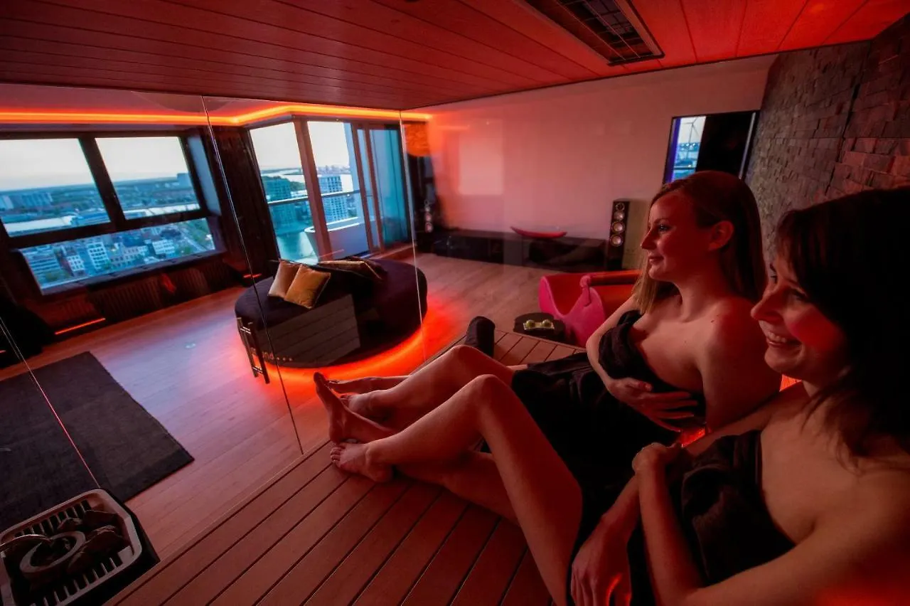 Appartamento SkyNooz-exclusive privé wellness penthouse Anversa Belgio